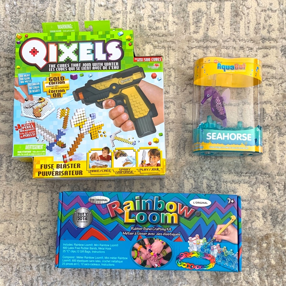 Giftable toy lot